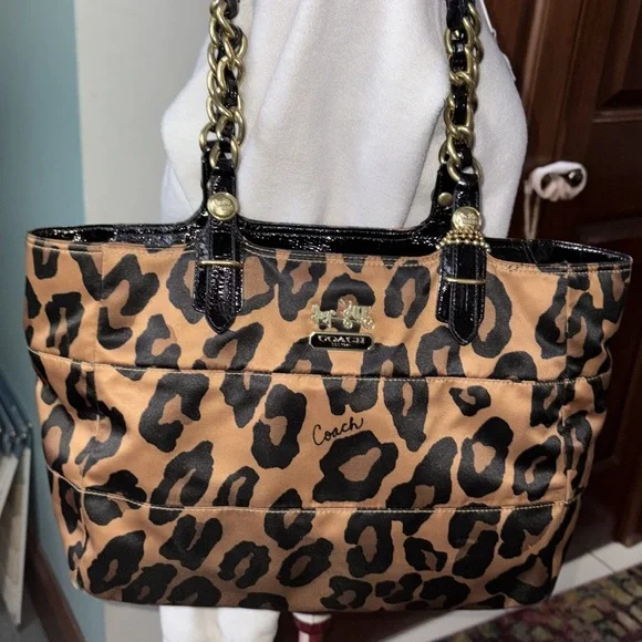 Coach Cheetah print shoulder bag gold/black/patent leather trim chain strap - Picture 1 of 17